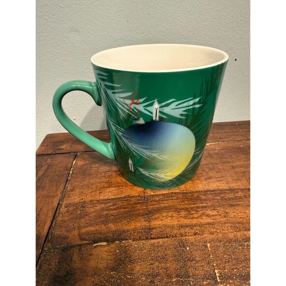 Starbucks Christmas Holiday mug from 2020. 18 oz - Picture 1 of 4